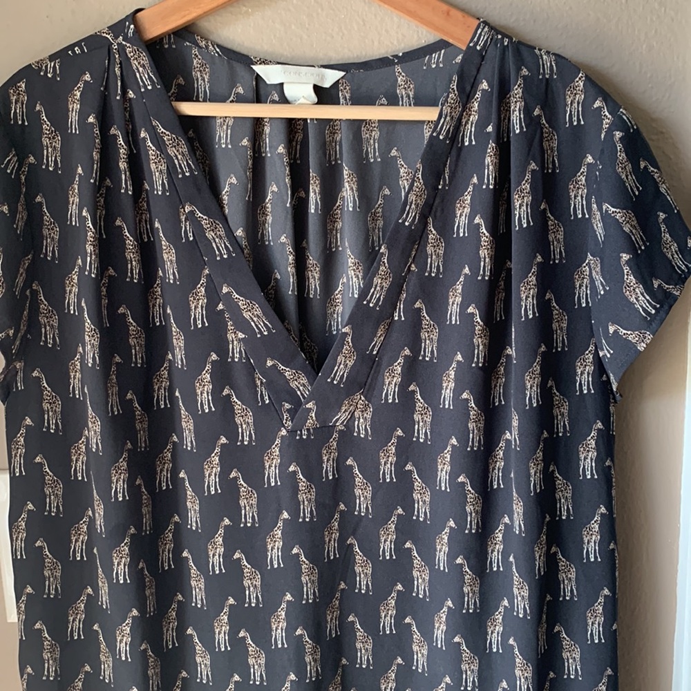 Women’s H&M Conscious Novelty Giraffe Print Short Sleeve Blouse Size 14